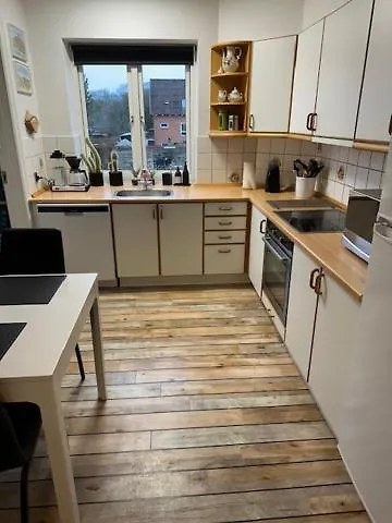 Bed & Kitchen לינה וארוחת בוקר